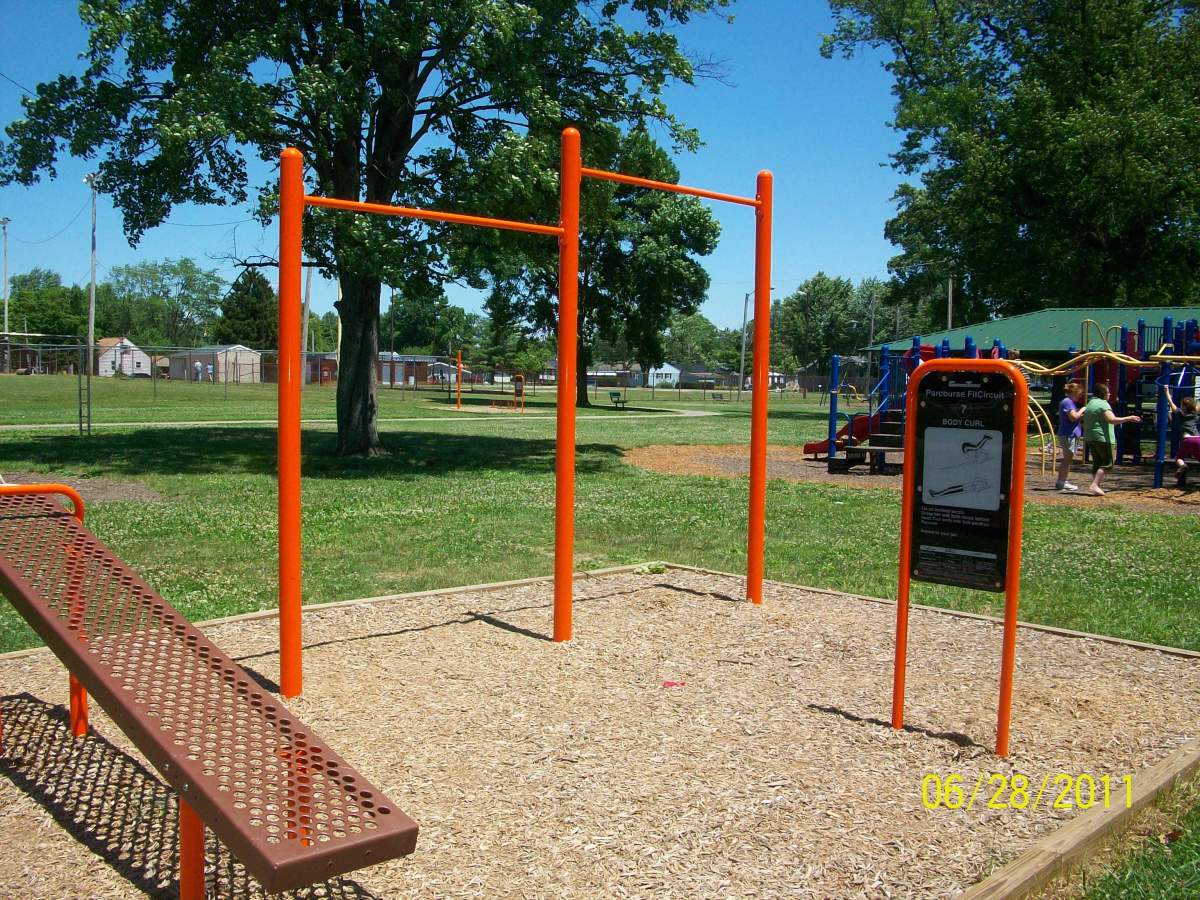 Add small workout area with fitness equipment, remove old pull up bar